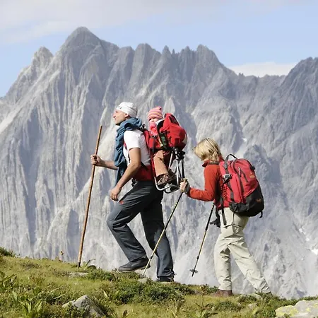 Apartment Brunnenhof Pettneu am Arlberg
