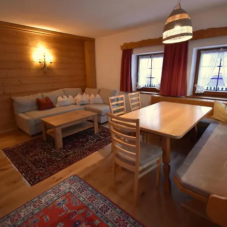 Apartment Brunnenhof *