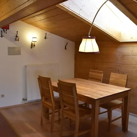 Brunnenhof Apartment *