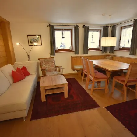 Apartment Brunnenhof *