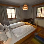 Brunnenhof 아파트 *